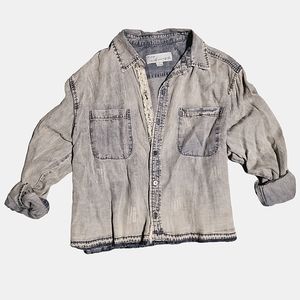 Vintage Havana Light Wash Denim Long Sleeve Shirt (S)